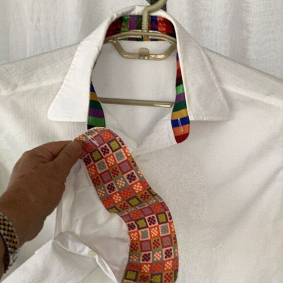 Robert Graham Embroidered White Flip Cuff Shirt Men’s Medium Long Sleeve - Picture 11 of 13